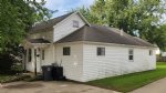 Show product details for 712 6th Ave Sheldon, Iowa 51201