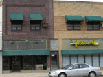 Show product details for 309 9th St Apt #4 Sheldon, Iowa 51201