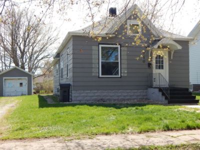 710 7th St Sheldon, Iowa 51201